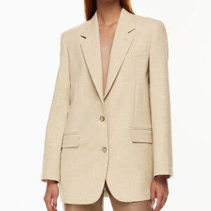 Aritizia Babaton New Agency Blazer. Oatmeal. Size small.